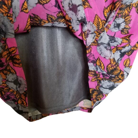 Forever 21 Pink Floral Mini Dress Small - Picture 5 of 6